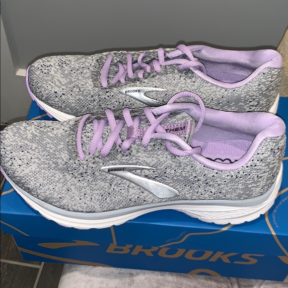 Brooks Shoes - Brooks Anthem 2 Sneakers